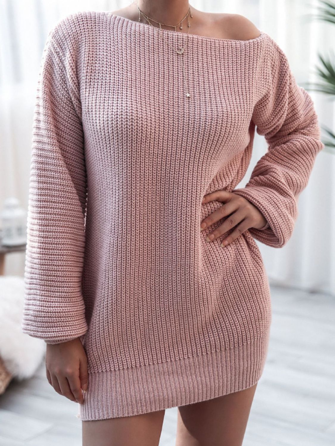 Vestido estilo suéter con cuello barco y manga globo de punto acanalado