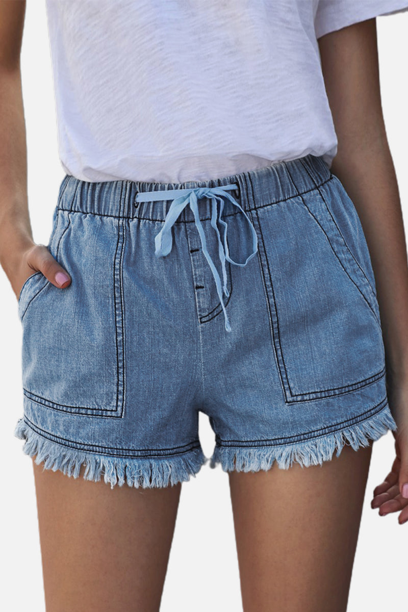 Short en jean effiloché avec poches