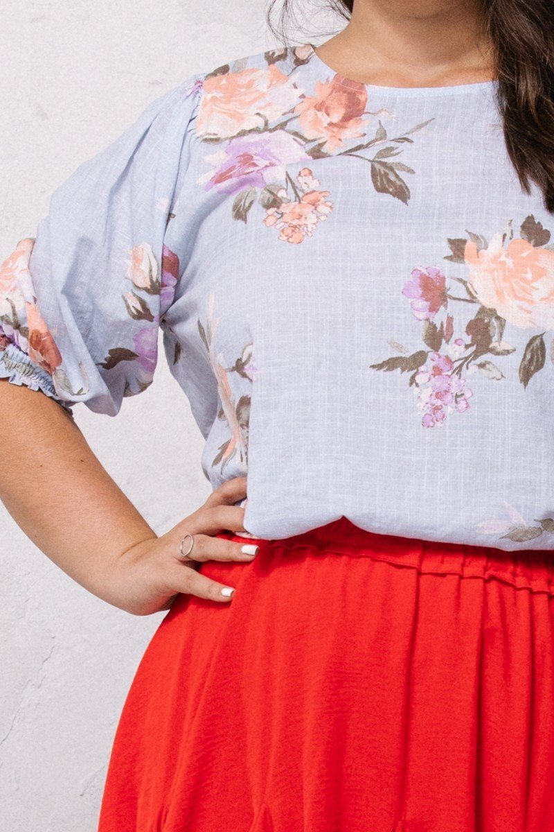 Blusa tejida con estampado floral