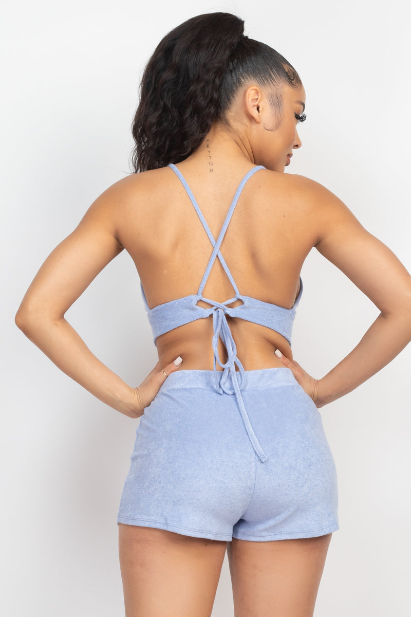 Ensemble haut bralette et mini short en tissu éponge