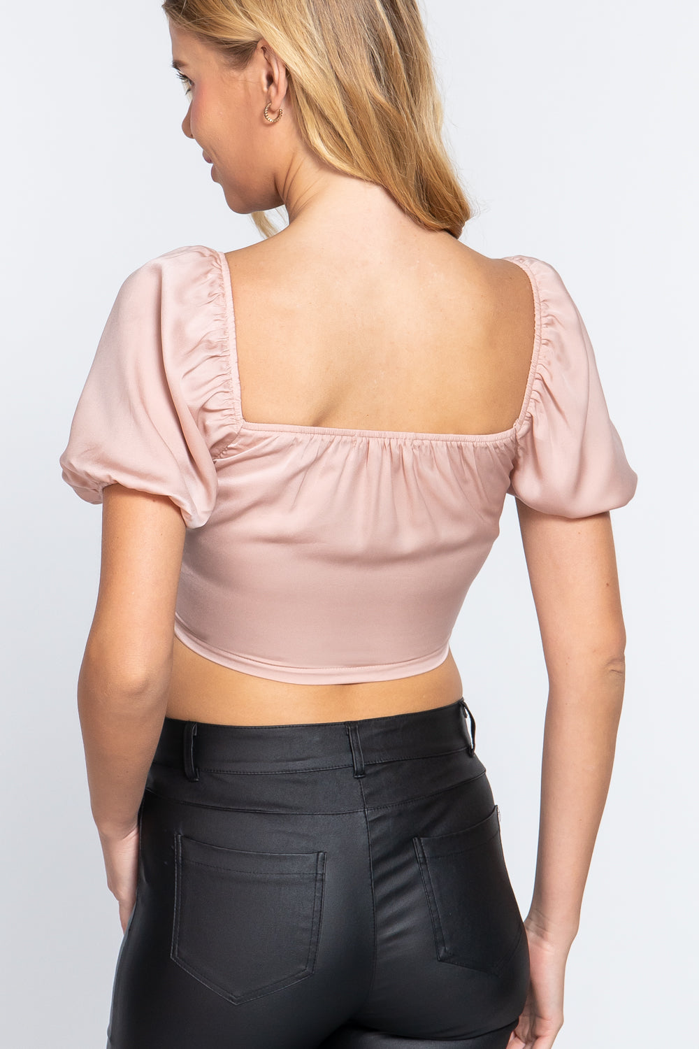 Crop top court en satin froncé Slv