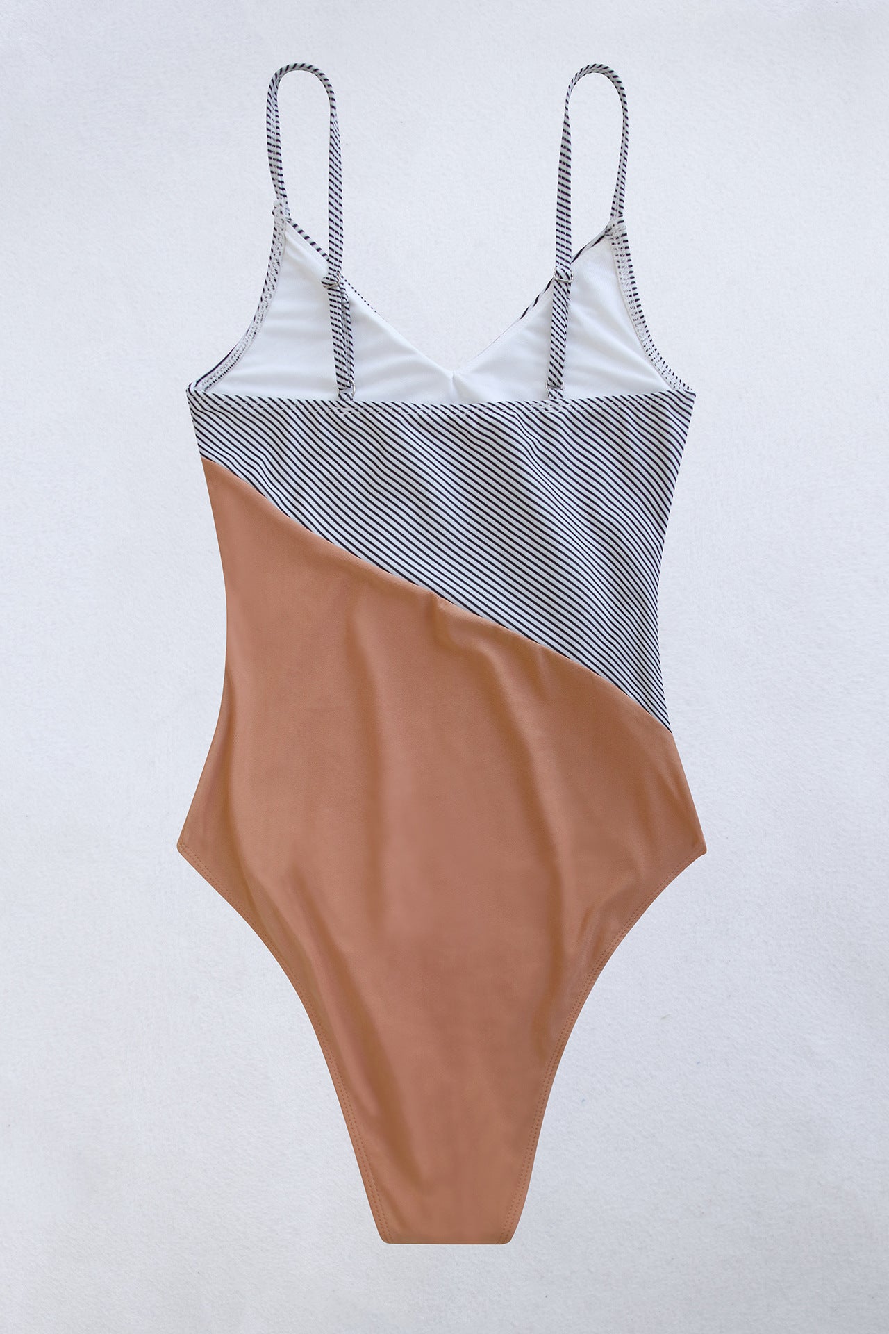 Maillot de bain une pièce rayé à bretelles spaghetti et col en V