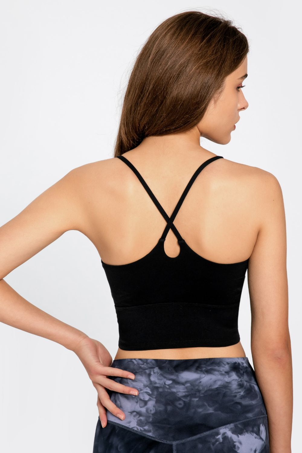 Camisole de sport à encolure dégagée et dos croisé